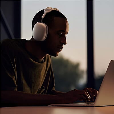 AirPods Max Wireless Over-Ear Headphones, Active Noise Cancelling, Transparency Mode, Personalized Spatial Audio, Dolby Atmos, Bluetooth Headphones for iPhone – Space Gray AirPods Max Wireless Over-Ear Headphones, Active Noise Cancelling, Transparency Mode, Personalized Spatial Audio, Dolby Atmos, Bluetooth Headphones for iPhone – Space Gray