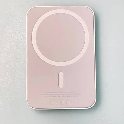 MagSafe Battery Pack by Apple (IM) MagSafe Battery Pack by Apple (IM)